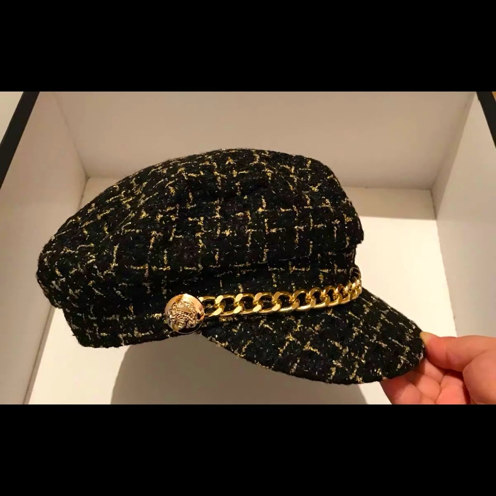 Baker Boy Hat! Great Condition
